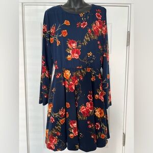 Nine Britton Navy Floral Long Sleeve Dress